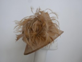 Beżowy kapelusz z szantungu i sinamay 54-56 cm