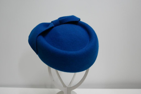 Tonya morski turkus toczek filcowy