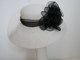 Biało czarny kapelusz wiskoza  53-54 cm