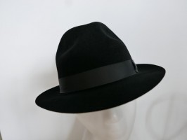 Trilby męski czarny kapelusz welurowy 56 cm