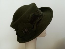 Artemida oliwkowy fantazyjny kapelusz pilśń włosowa 57-59 cm