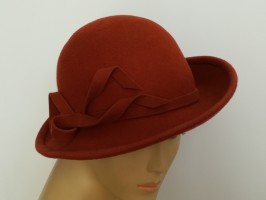 Rudy kapelusz filcowy klasyczny 55-57 cm