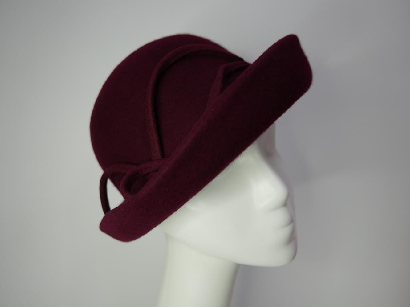 Beth- wiśniowy kapelusz filcowy 54-57cm
