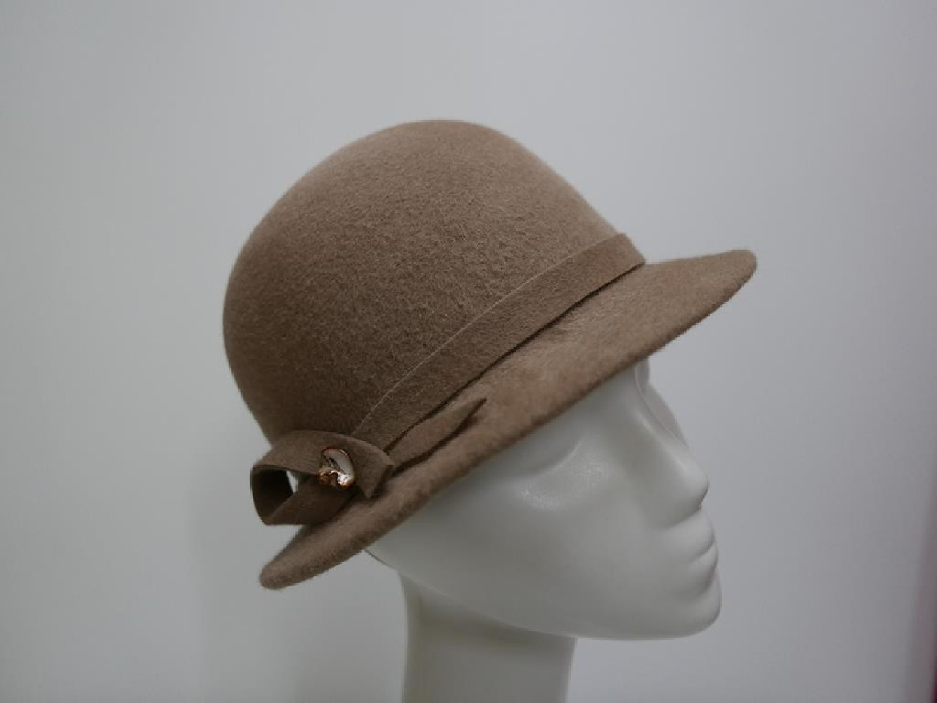 Ania beżowy kapelusz pilśniowy 53-55 cm