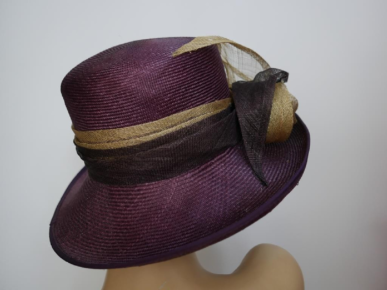 Śliwkowy kapelusz z wiskozy 56 -57 cm