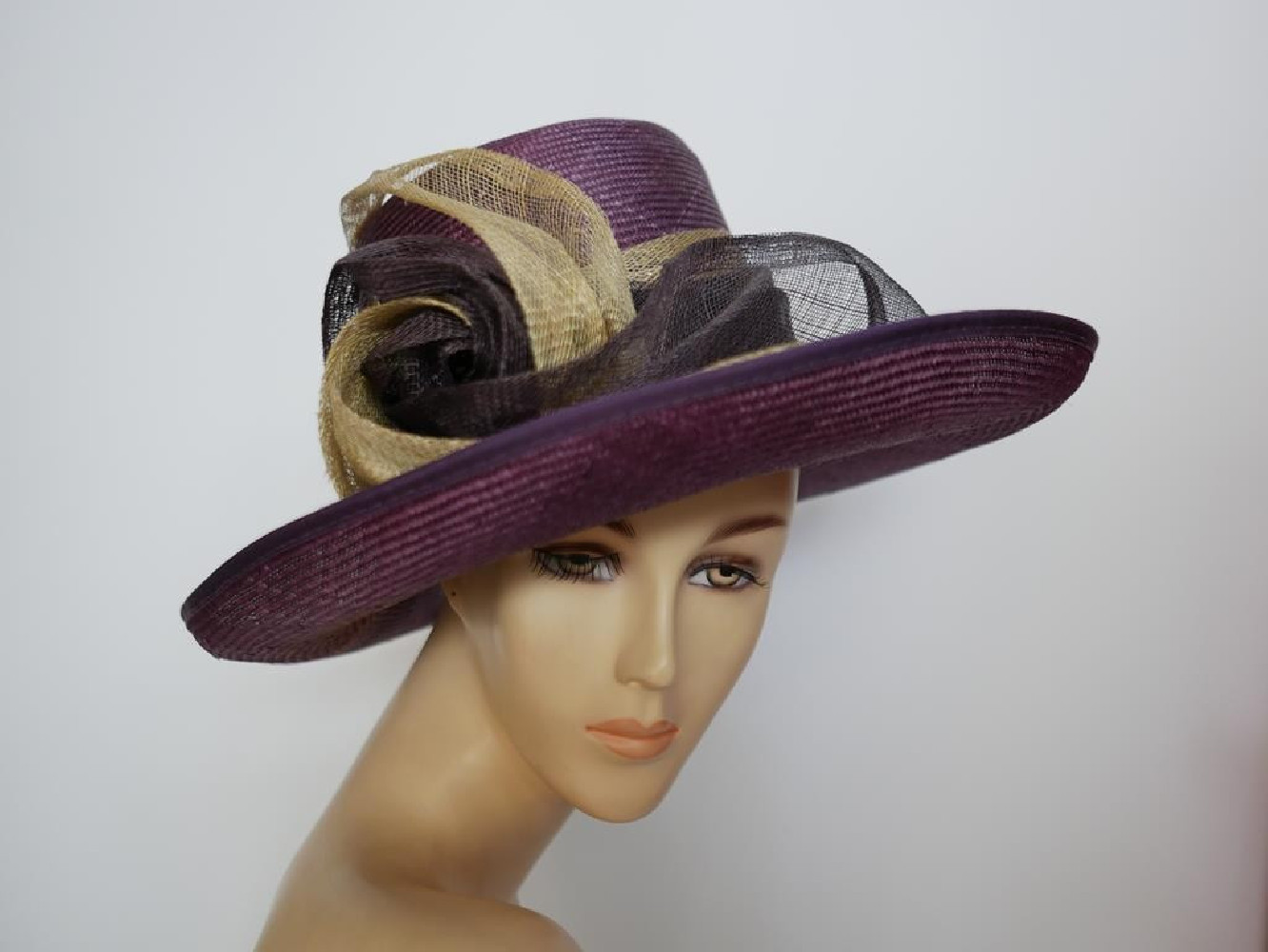 Śliwkowy kapelusz z wiskozy 56 -57 cm