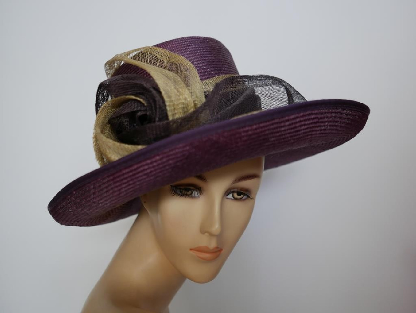 Śliwkowy kapelusz z wiskozy 56 -57 cm