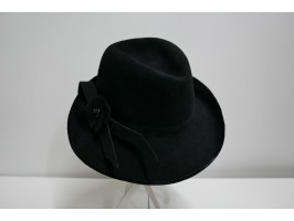 Czarny pilśniowy kapelusz 52-53 cm