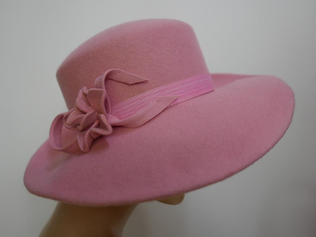 Brigitte różowy kapelusz filcowy z dużym rondem-57-59 cm