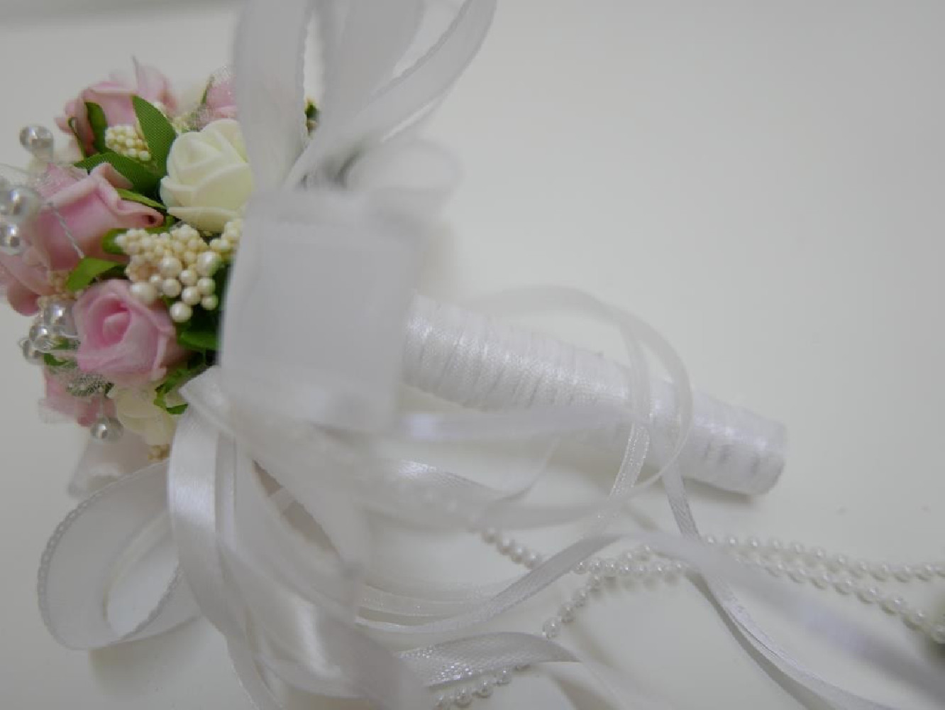 Bukiecik z kwiatów, bukiet, kremowo różowy