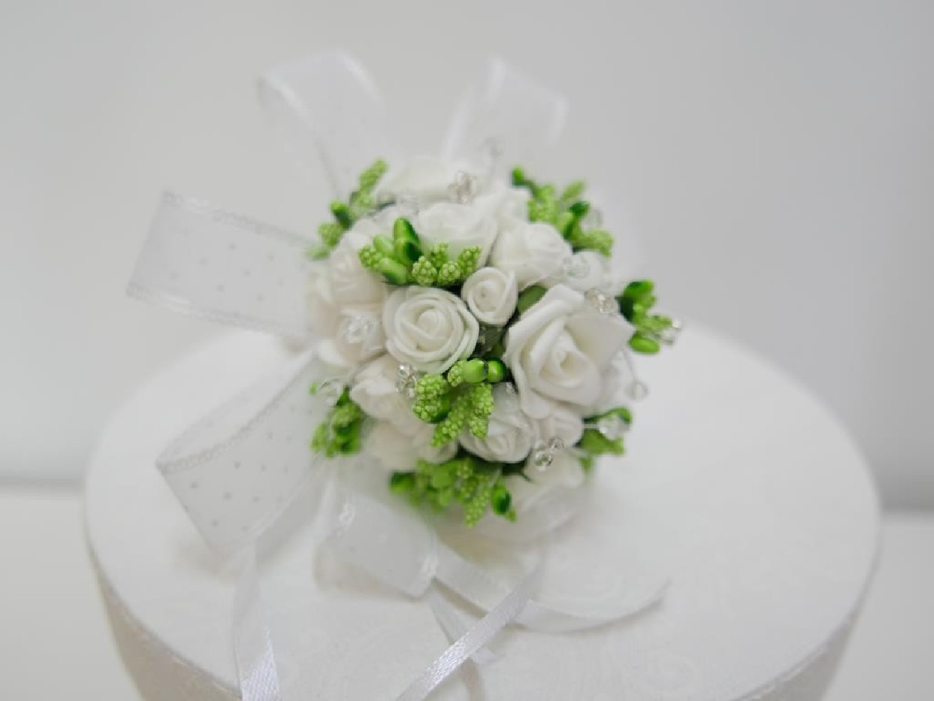 Bukiecik z kwiatów, bukiet, biało zielony