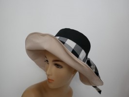 Czarno beżowy dwustronny kapelusz tkanina 57-58 cm