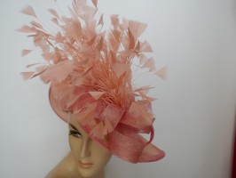 Różowy wizytowy kapelusz z sinamay do 57 cm