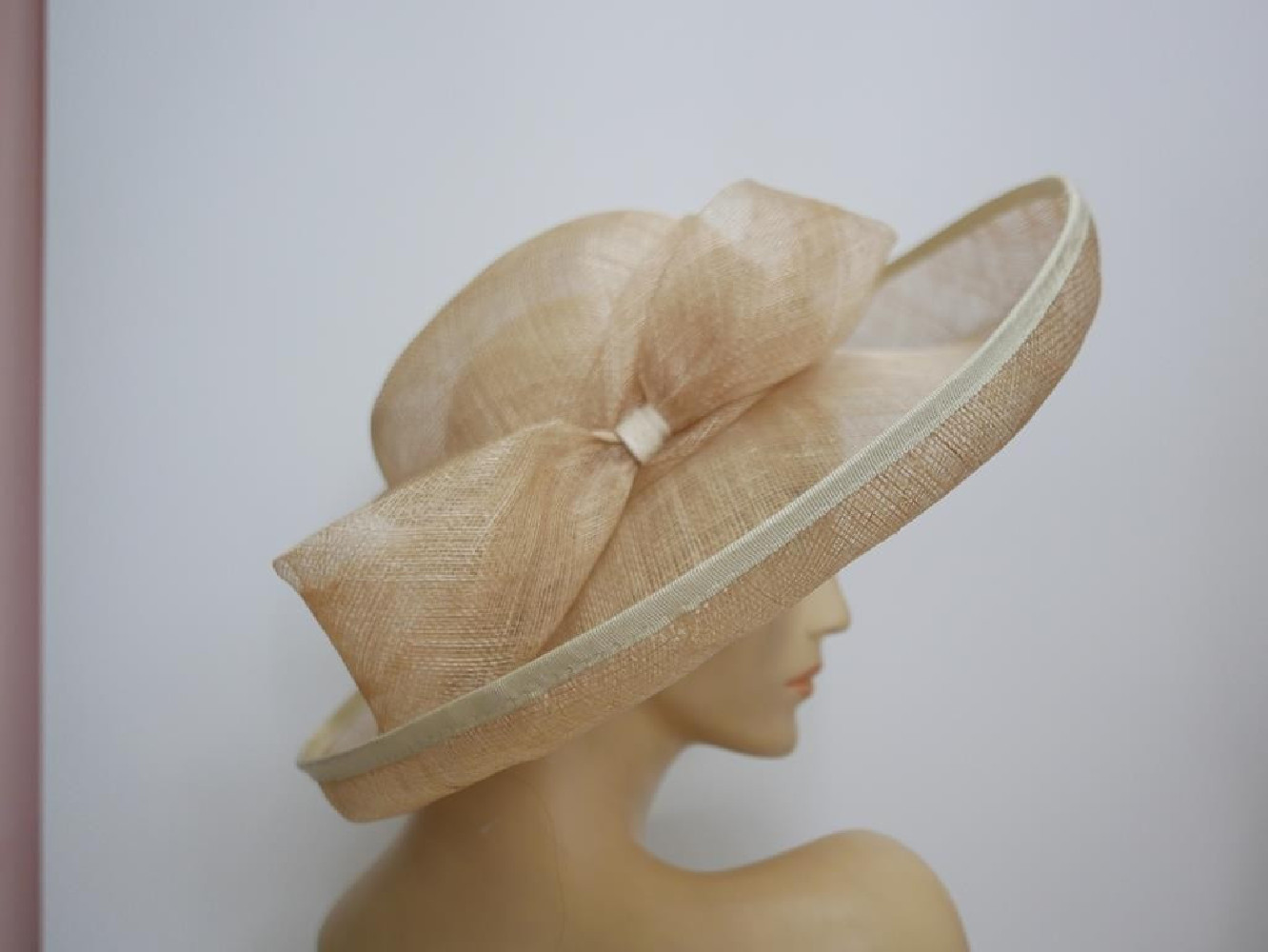 Royal Ascot kapelusz sinamay beżowy 57-58 cm