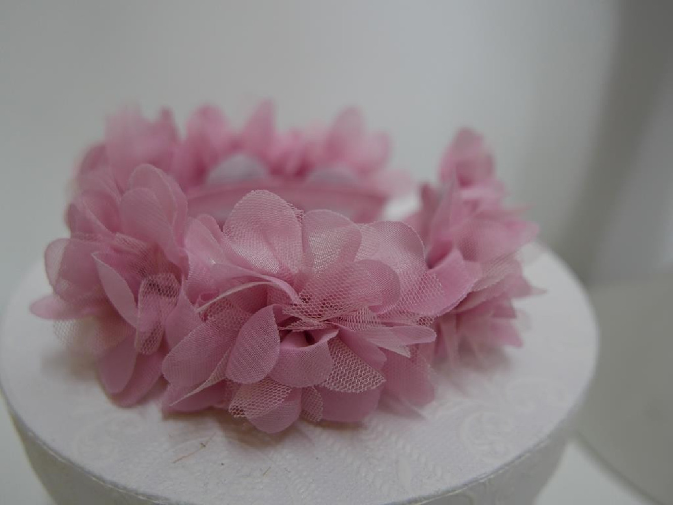 Wianek pudrowy róż kwiaty szyfon panieński, eventy