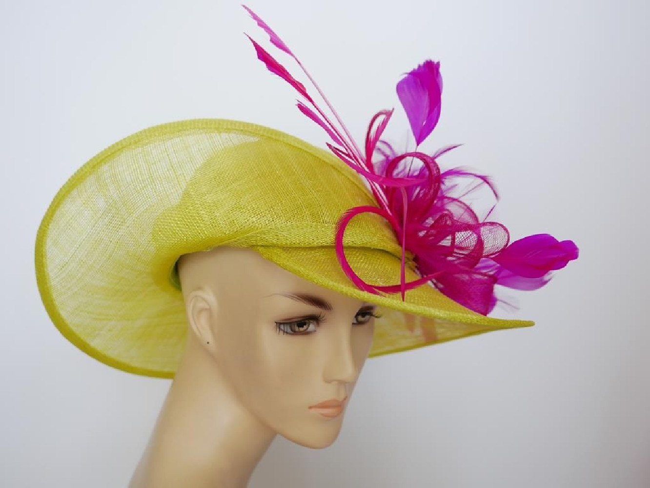 Limonkowo fuksjowy wizytowy kapelusz z sinamay do 58 cm