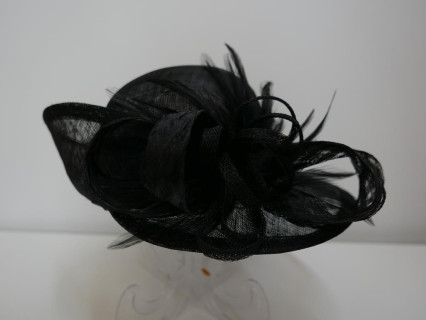 Czarny wizytowy kapelusz z sinamay do 56 cm