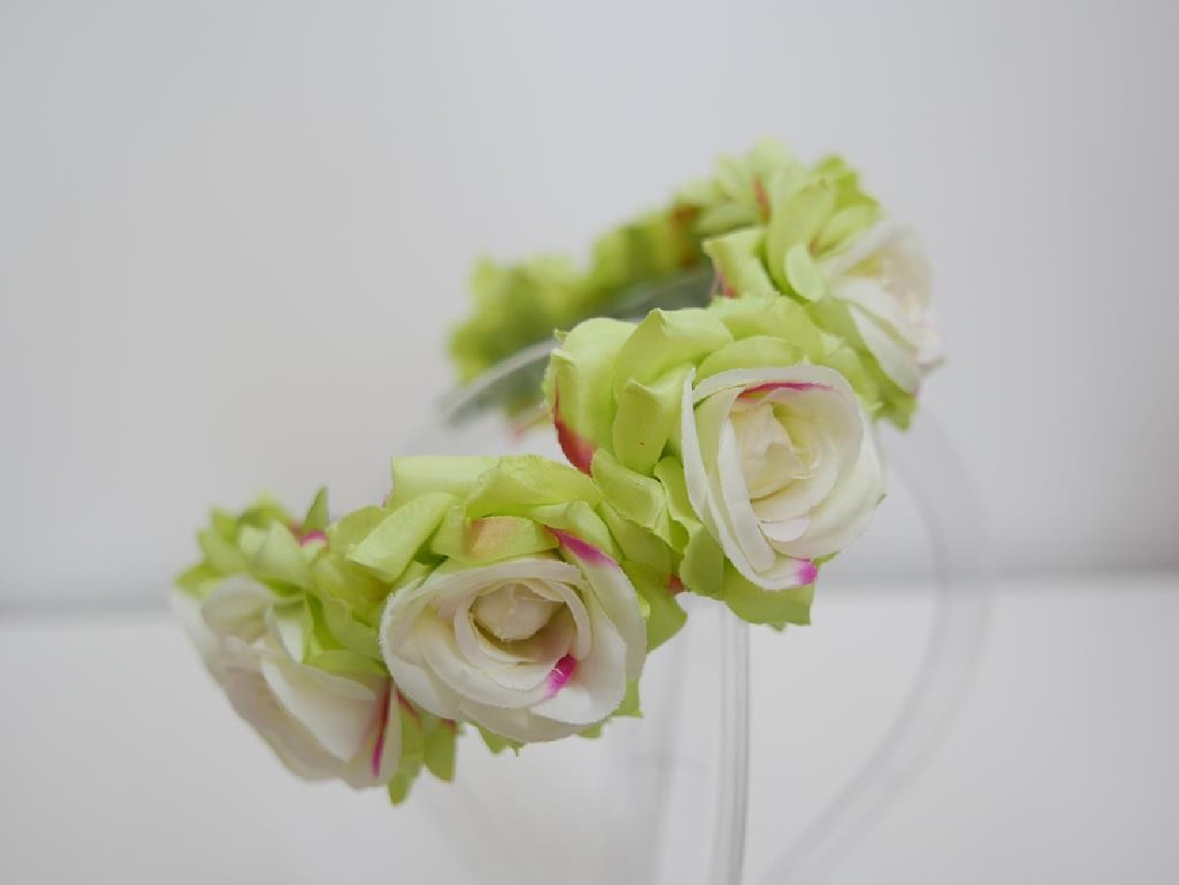 Wianek kremowo pistacjowe róże  panieński, eventy