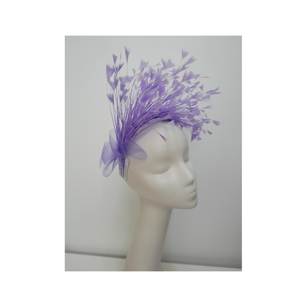 Lawendowy fascynator z piór i crin