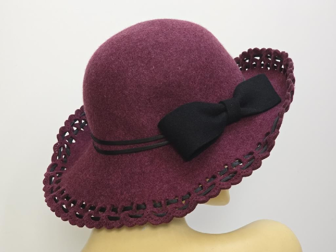 Bordowy melanż kapelusz z rondem do modelowania 57-58 cm