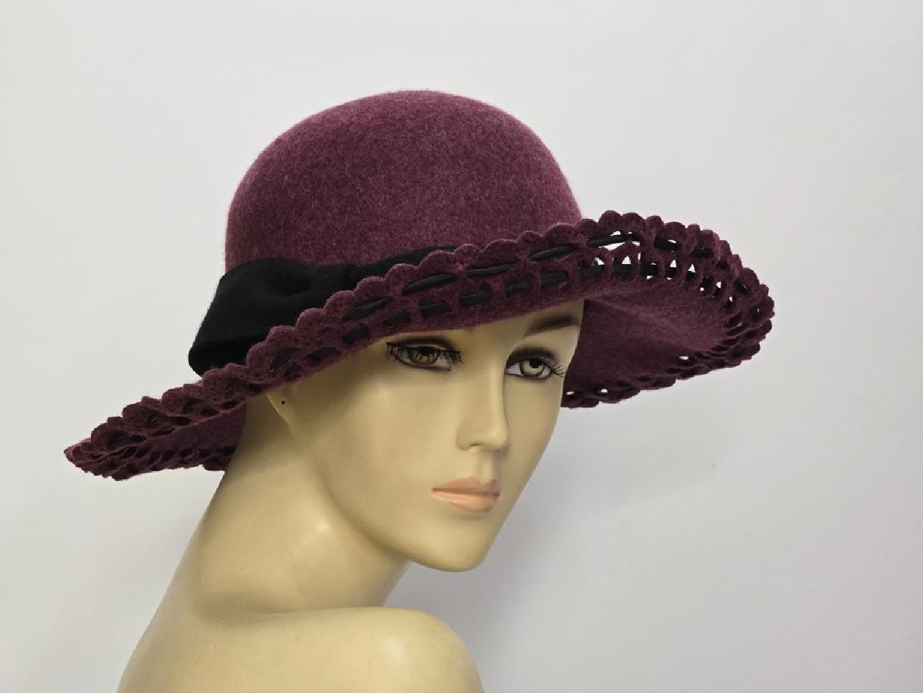 Bordowy melanż kapelusz z rondem do modelowania 57-58 cm