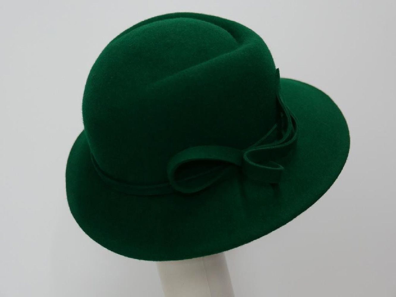 Matylda soczyście zielony kapelusz filcowy 54-56 cm