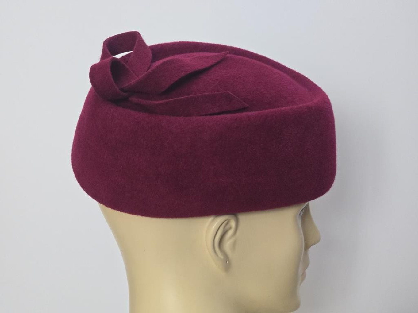 Tallina bordo toczek pilśń welurowa 54-57 cm