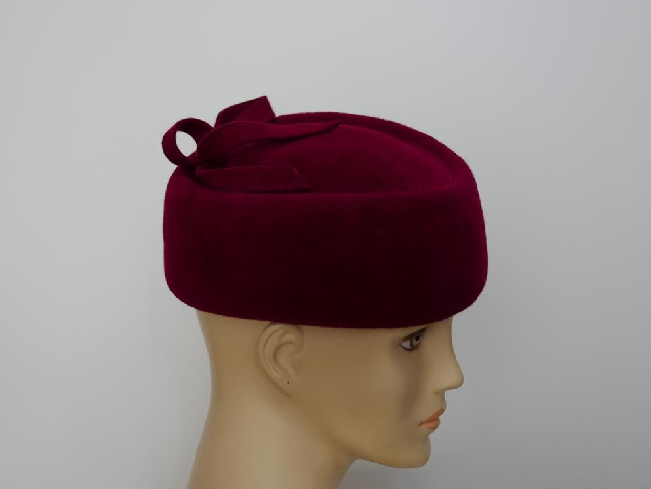 Tallina bordo toczek pilśń welurowa 54-57 cm