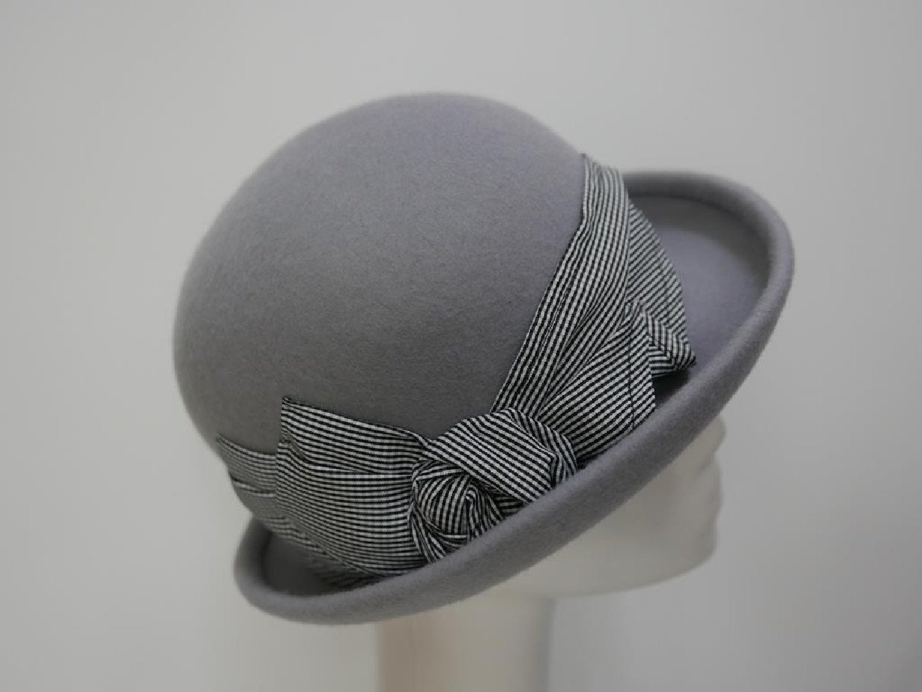 Melody szary melonik kapelusz filcowy 54-56 cm