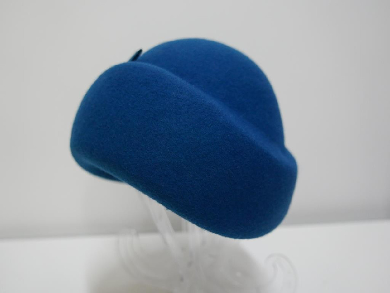 Alberta, ciemny turkus filcowa czapka toczek retro 54-58 cm