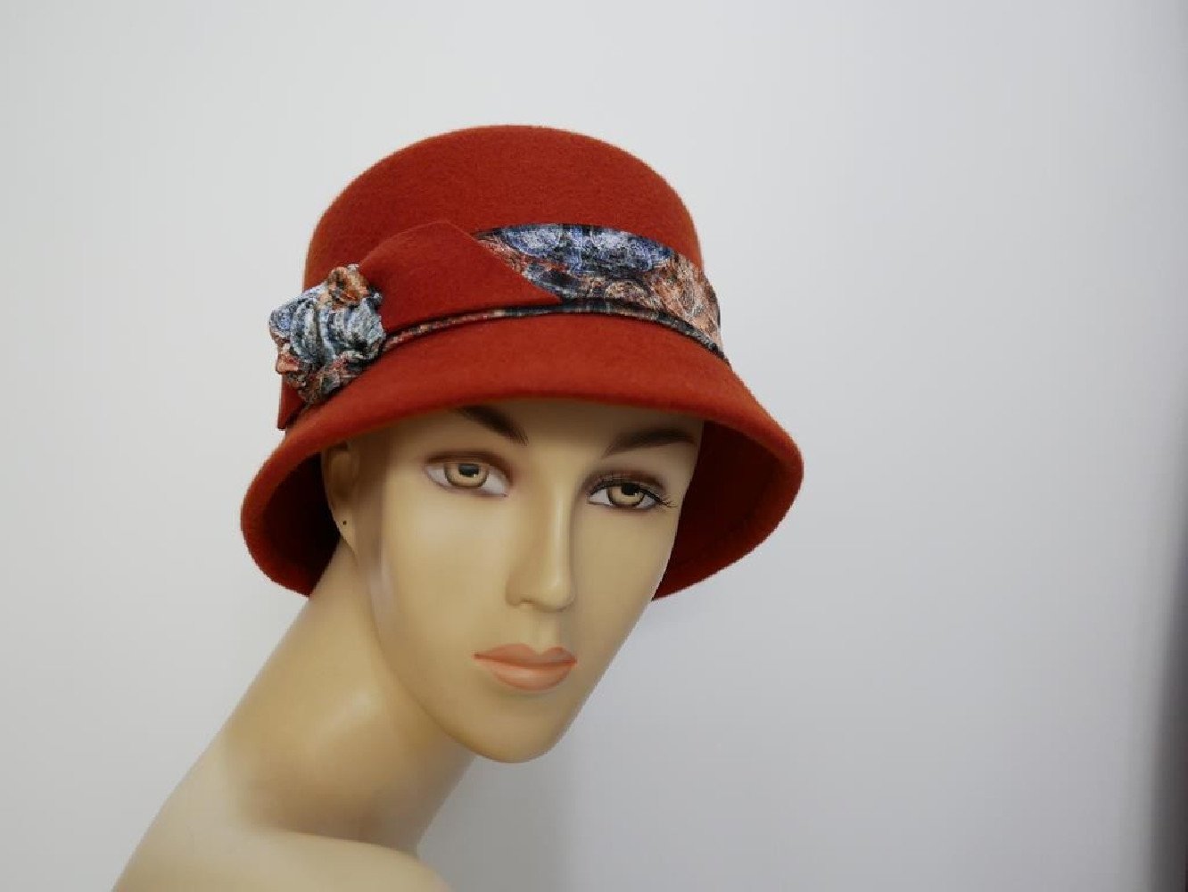 Doris kapelusz klosz rudy 57-60 cm