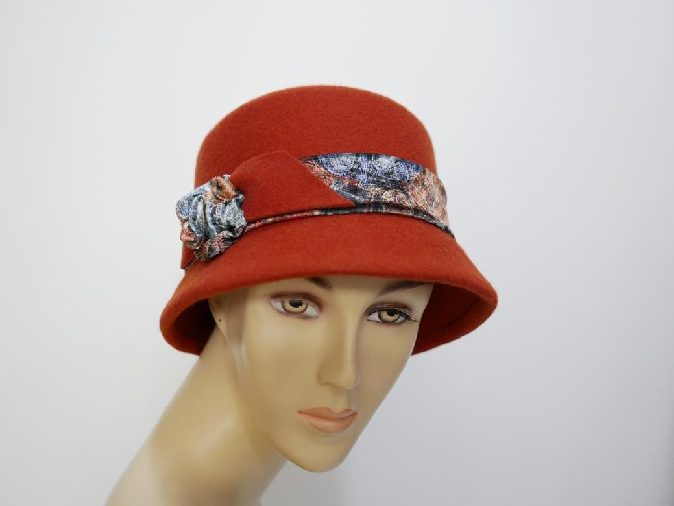 Doris kapelusz klosz rudy 57-60 cm