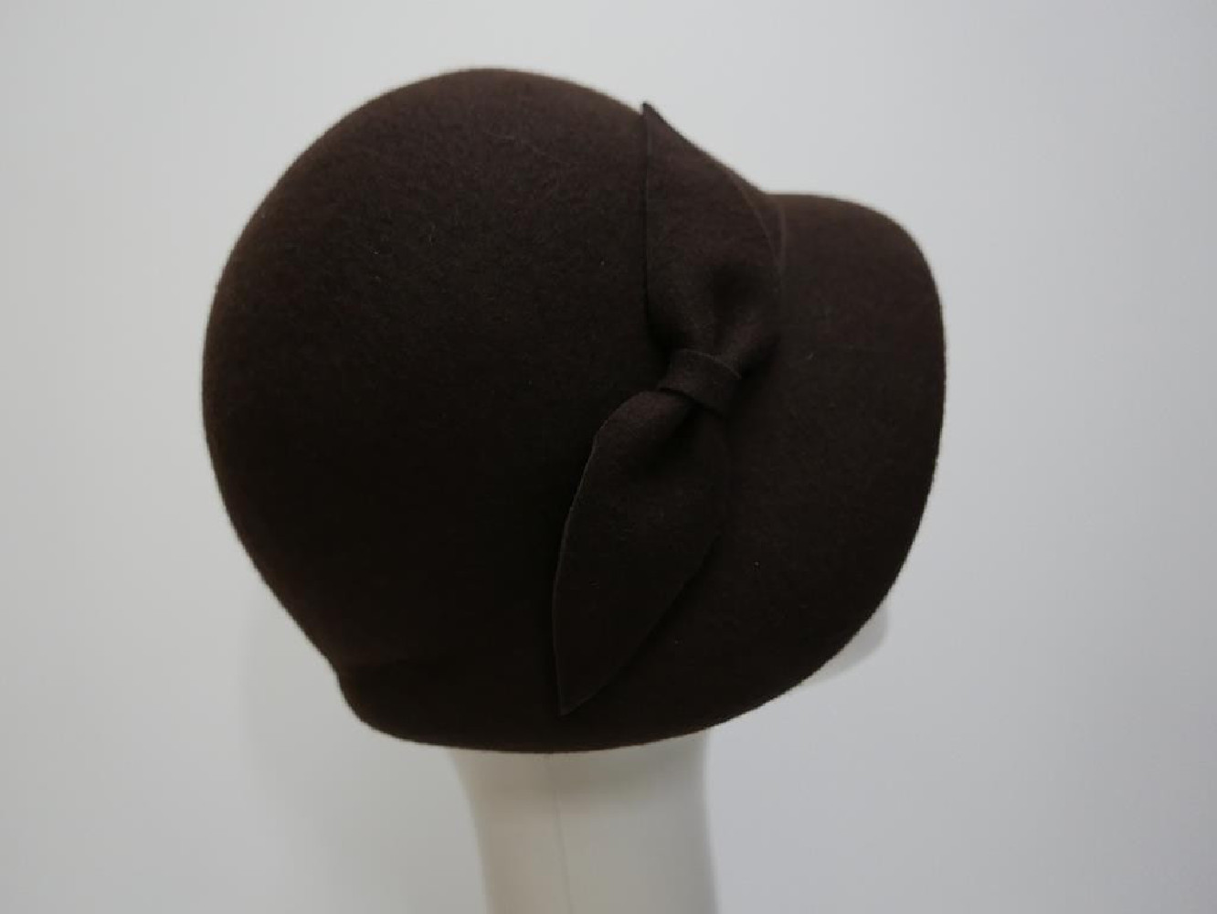 Gina brązowa kapeluszo czapka Vintage 53-56 cm