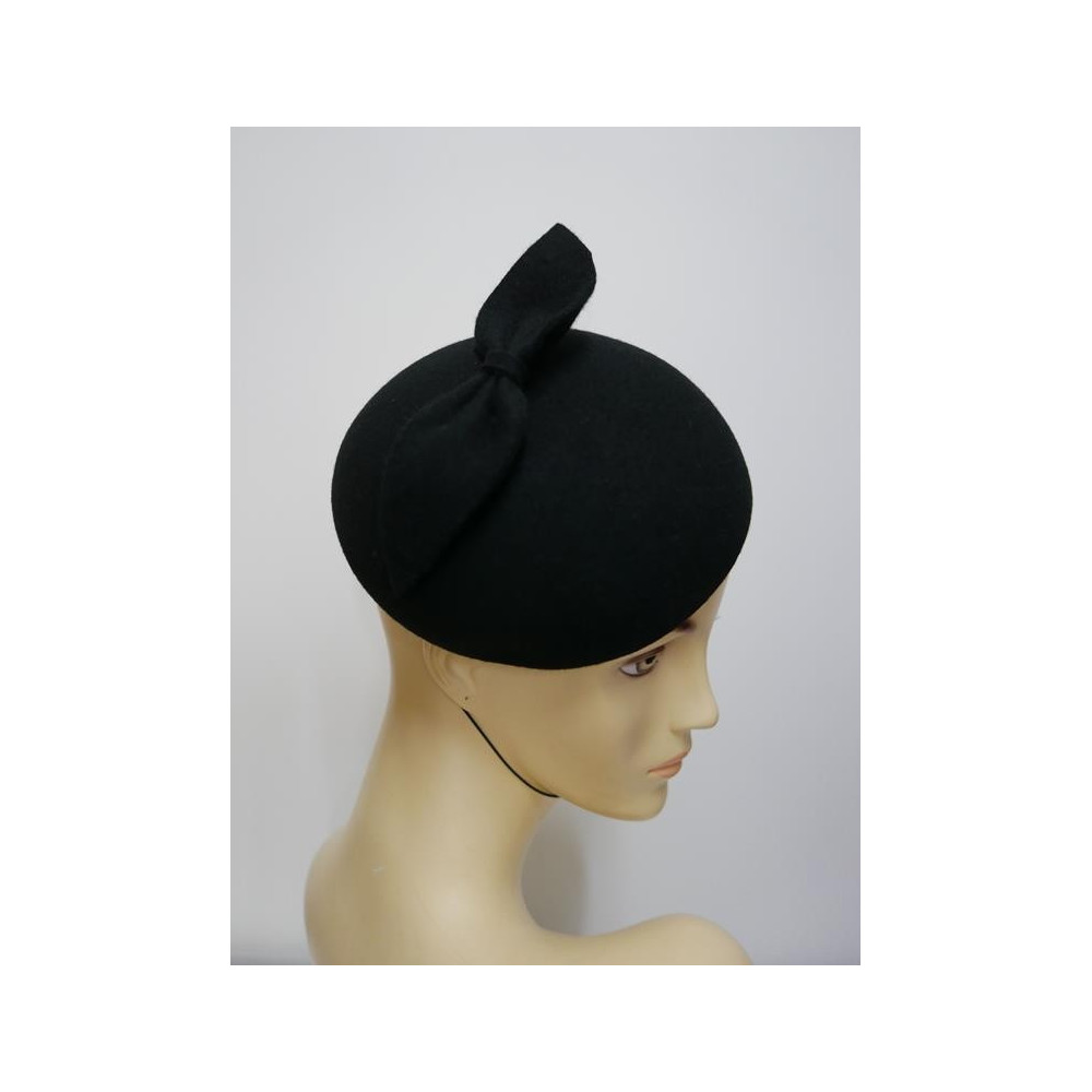 Walentyna  czarny mini beret,  toczek filcowy