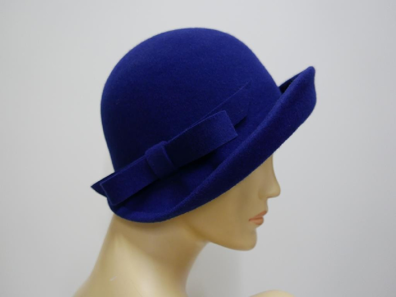 Pola Negri retro kapelusz filcowy royal blue 54-58 cm