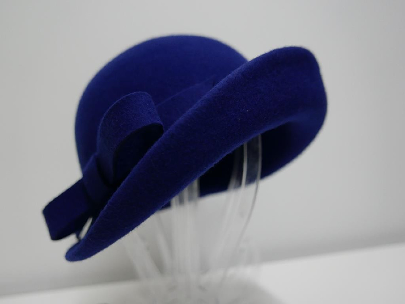 Pola Negri retro kapelusz filcowy royal blue 54-58 cm