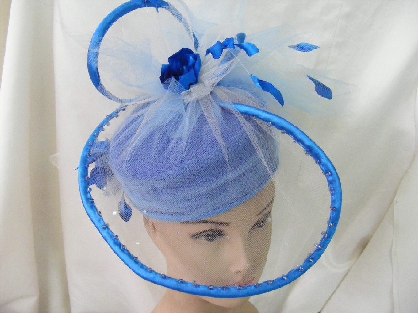 Venus letni kapelusz wizytowy