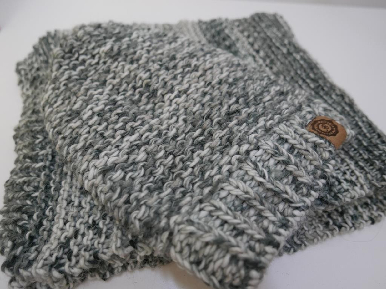 Szary melanż czapka i szal