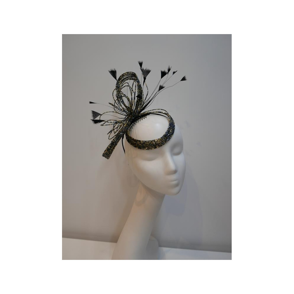 Blask granat złoto fascynator ze szkła z piórami