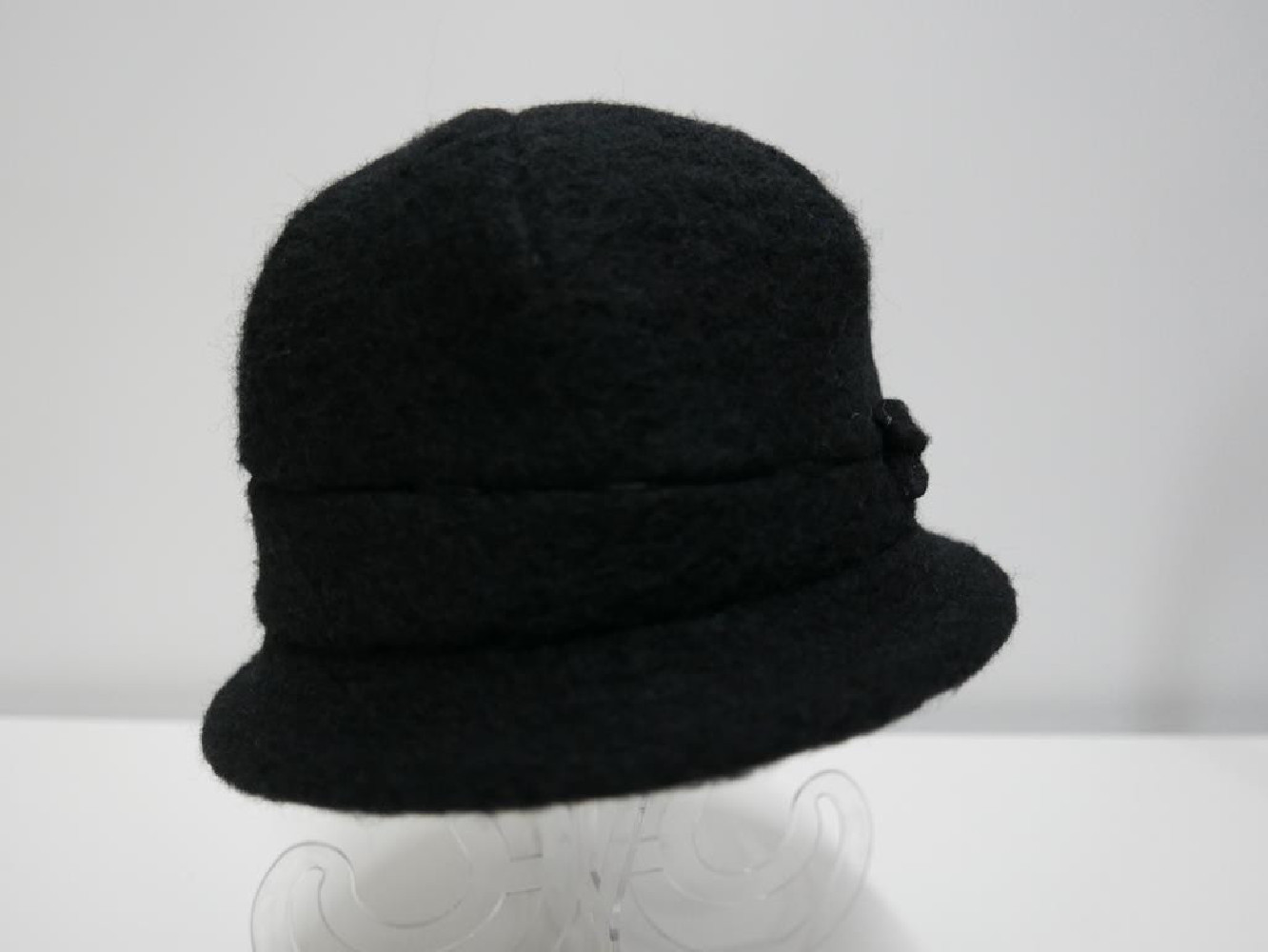 Czarny kapelusz czapka tkanina do 58 cm regulowany