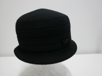 Czarny kapelusz czapka tkanina do 58 cm regulowany