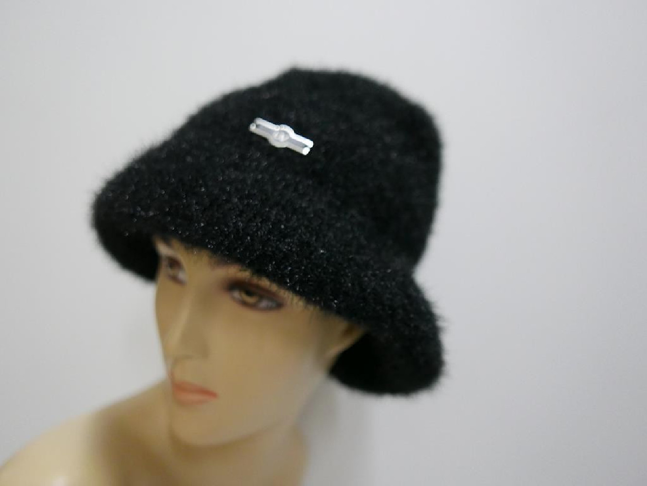 Czarny czapka z rondem