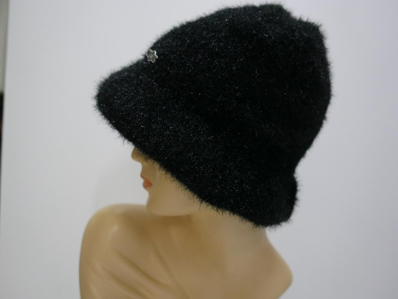 Czarny czapka z rondem