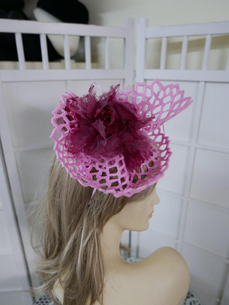 Zaszalej różowo bordowy fascynator na przepasce