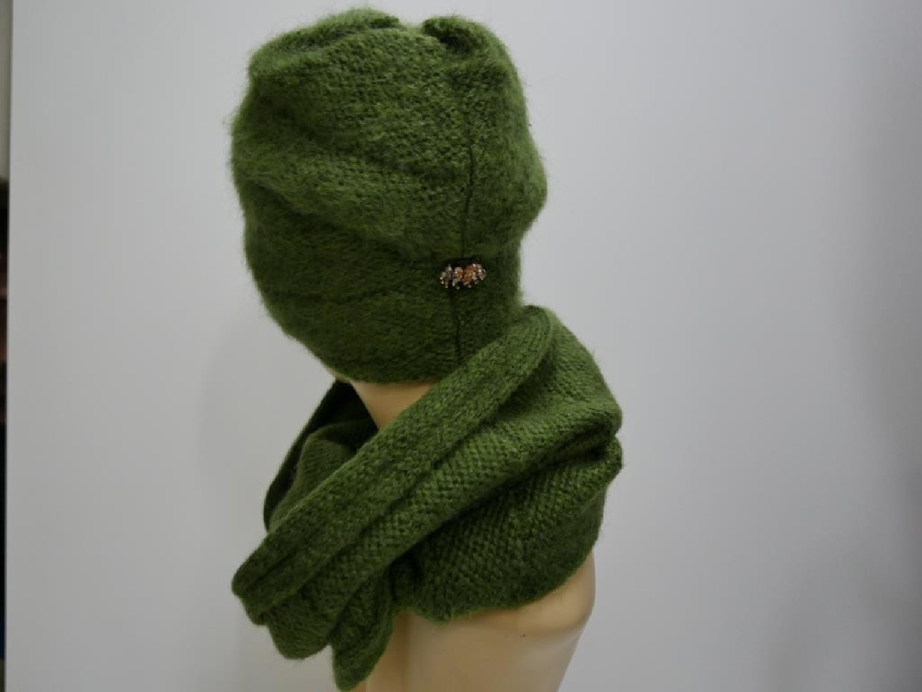 Zielony komplet czapka i szal