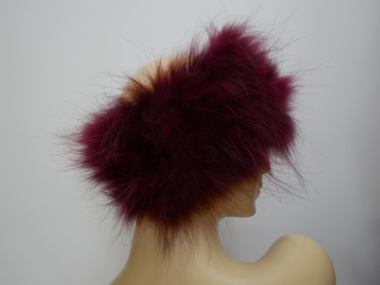 Bordowa opaska  z lisa.