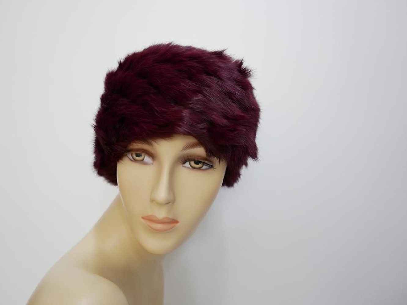 Bordowa opaska  z futra królika