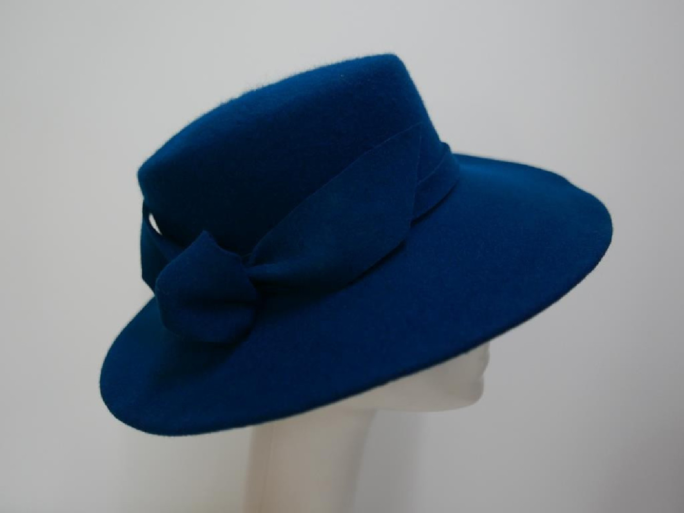 Kris morski kanotier kapelusz filc 53-54 cm