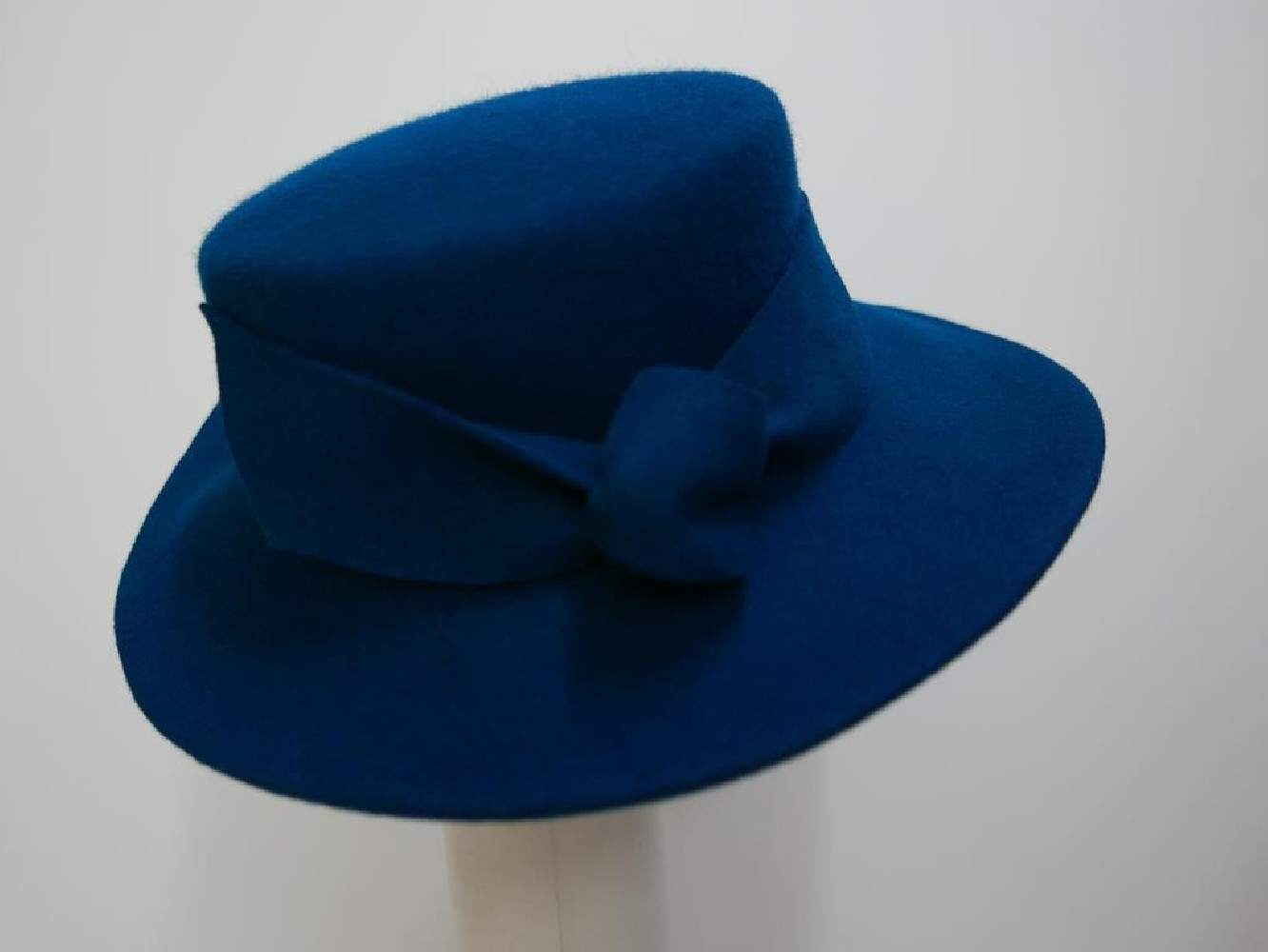 Kris morski kanotier kapelusz filc 53-54 cm