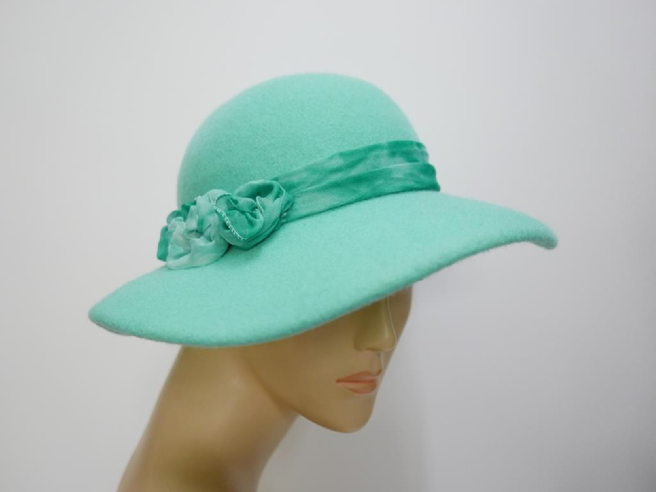 Viva mietowy kapelusz filcowy-54-56 cm